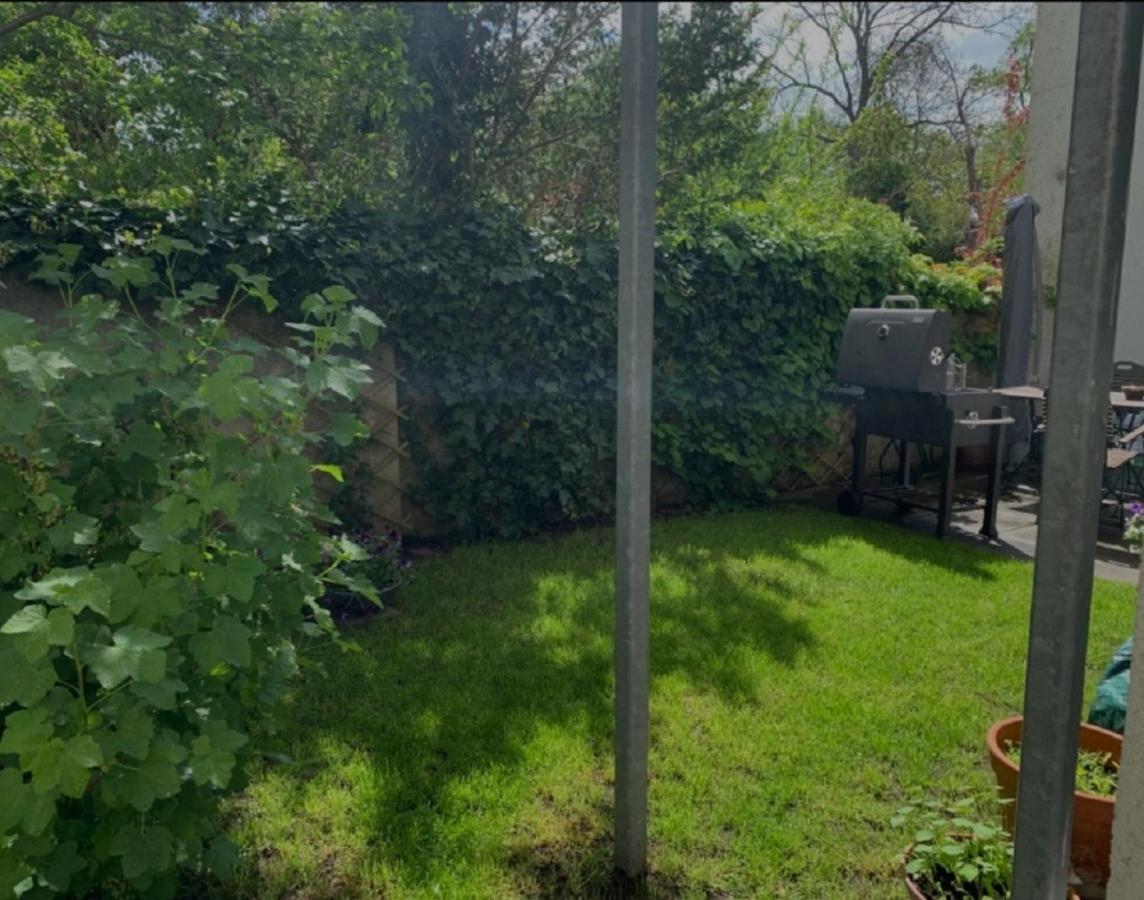 Haus Mit 110Qm Und Garten 150M Zum Wasser Stralsund Exterior foto