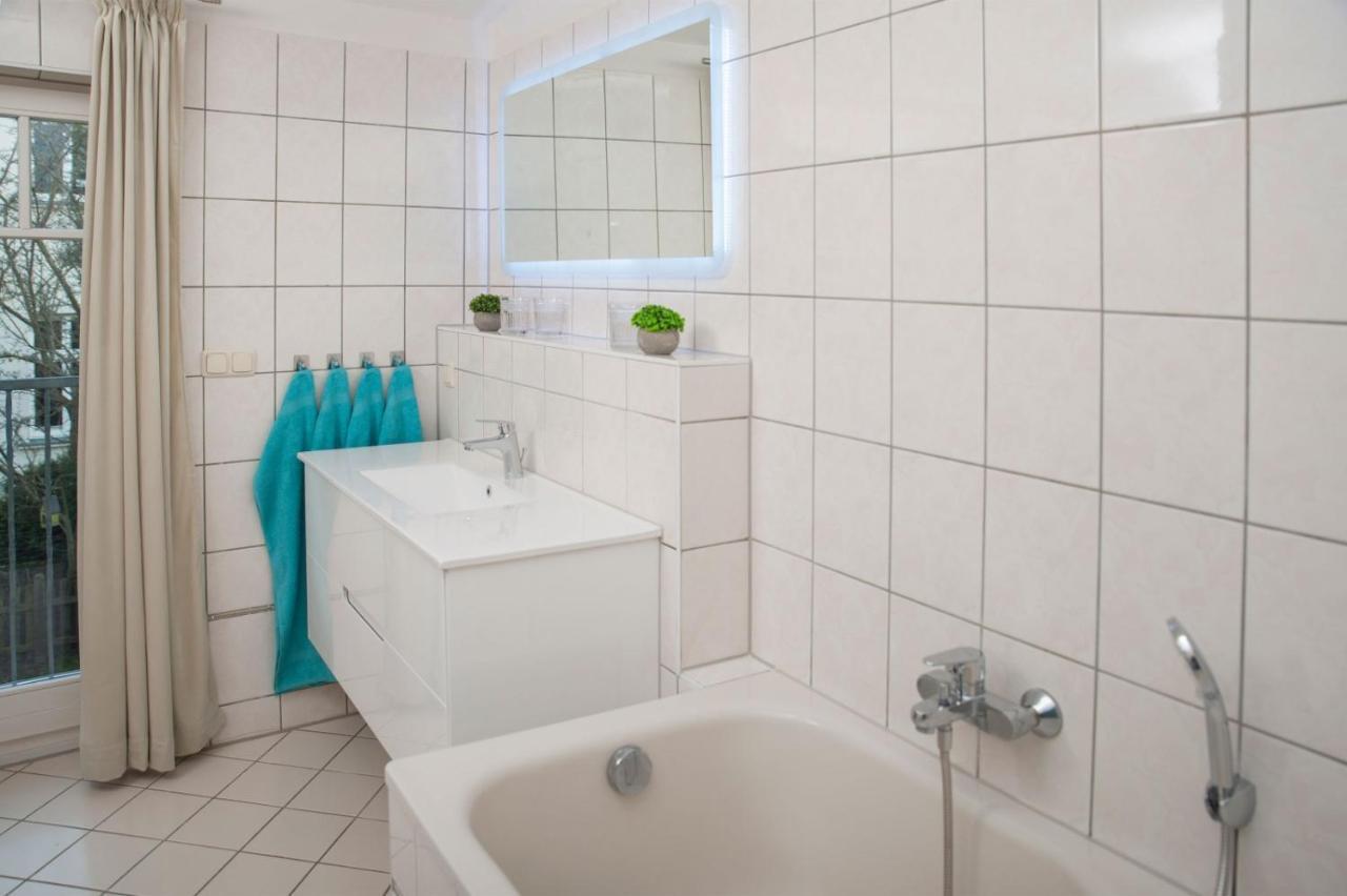 Haus Mit 110Qm Und Garten 150M Zum Wasser Stralsund Exterior foto