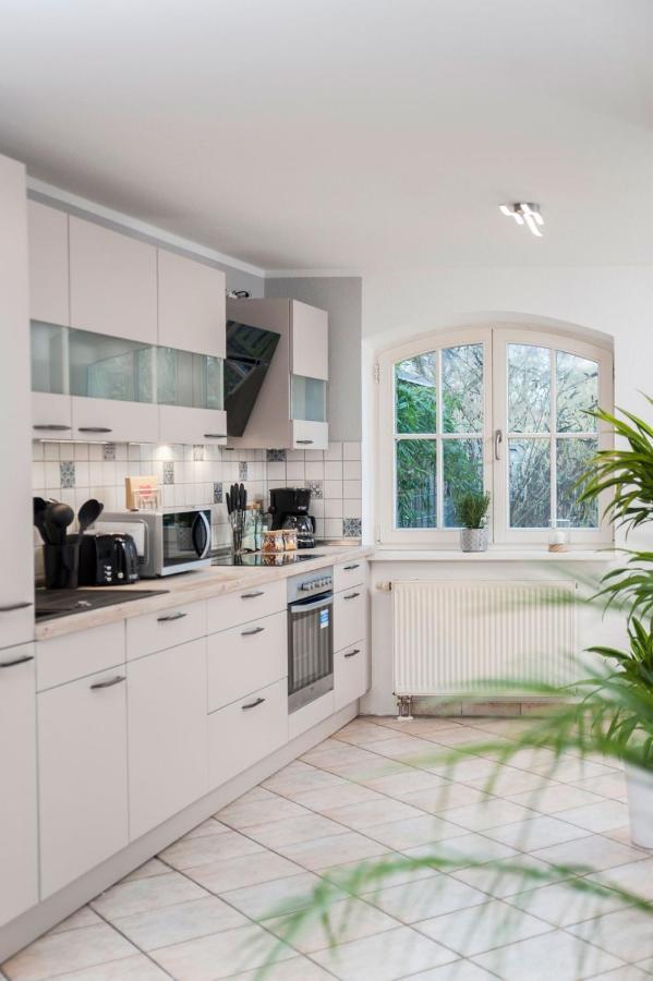 Haus Mit 110Qm Und Garten 150M Zum Wasser Stralsund Exterior foto